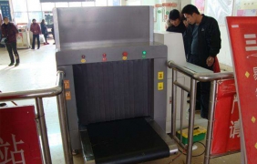 經常過X光安檢機對人體安全嗎？
